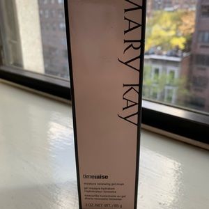 Mary Kay Moisture Renewing Gel Mask